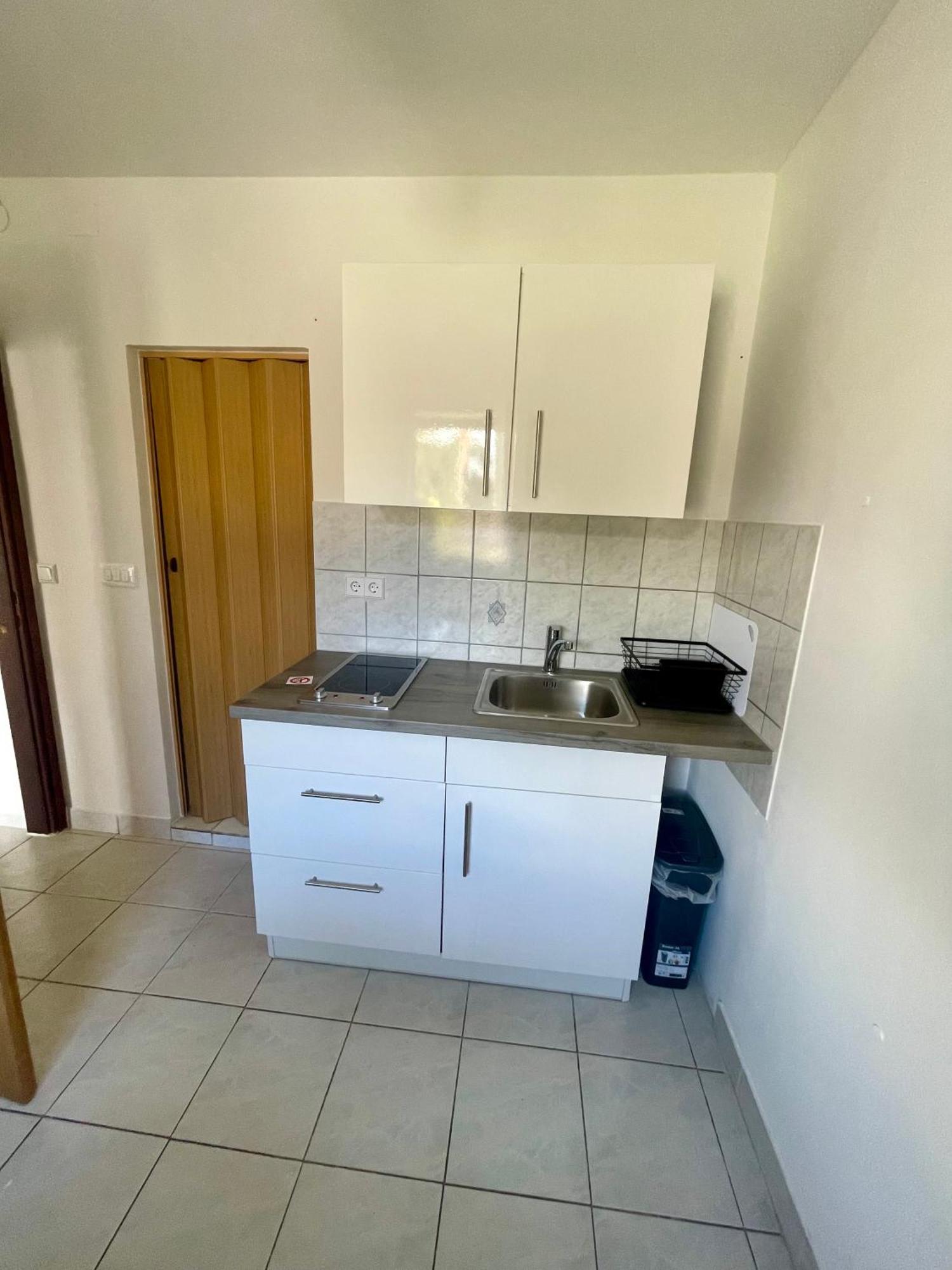 Enna Apartment 3 Perfect Location 메덜린 외부 사진